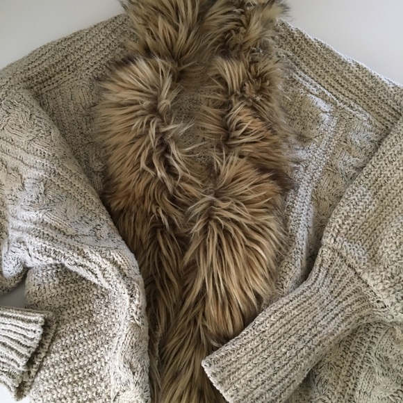 Sweaters - Faux Fur Trimmed Sweater